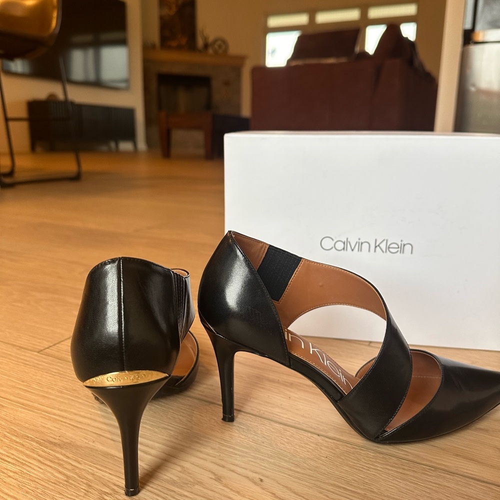 Calvin Klein Black Strappy Heels - Gella leather pump Size 10 - Picture 3 of 5